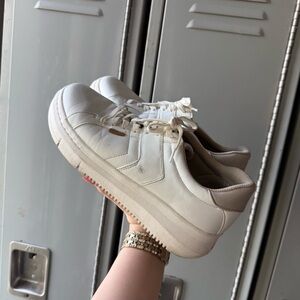 Dr. Scholls White Platform Lace-Up Women's Sneakers